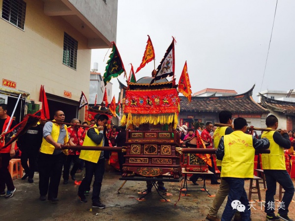 请香火迎春巡，哪个村的新年这么热闹？