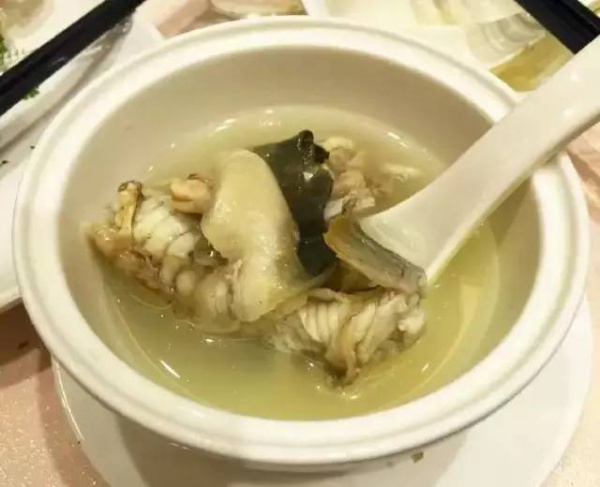 温柔六鳌海、天堂翡翠湾、抽象画廊、篝火露营2日游/每周六发团