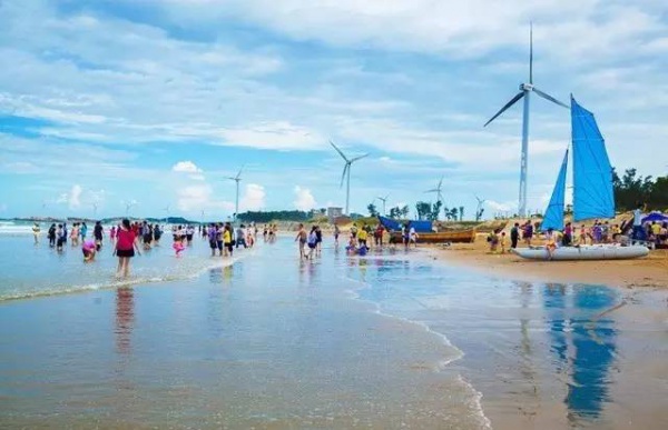 温柔六鳌海、天堂翡翠湾、抽象画廊、篝火露营2日游/每周六发团