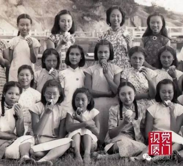 历史镜头下的厦门美女，没有PS和整容，个个倾国倾城！
