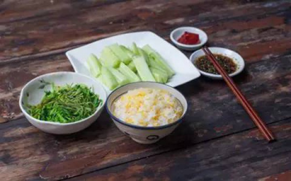 生病时医生总说要“清淡饮食”，到底怎样才叫清淡？99%的人都搞错了
