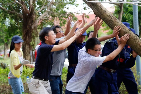 极美！台风后集美大学惊现“彩虹”，引网友围观点赞！