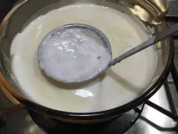 这8种常吃的食品不注意会中毒！不只四季豆和黄花菜，竟然还有…