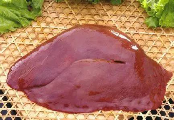 这8种常吃的食品不注意会中毒！不只四季豆和黄花菜，竟然还有…