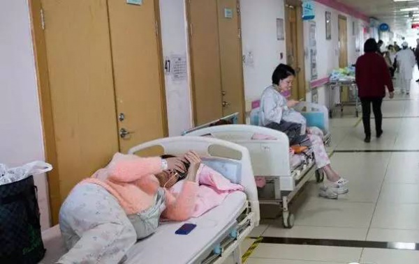 重磅！床位有保障、优先挂号权、免费做产检…厦门孕妈只要做一件事！