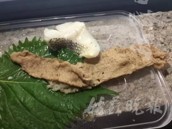 广场上就碰了一下这东西，三岁女孩立马倒地身亡……家长一定要当心！