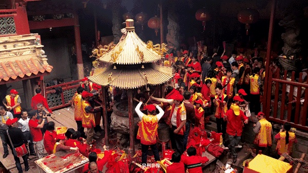 泉南佛国｜保生大帝轰轰烈烈的在过生日，你可知道他到底是谁？